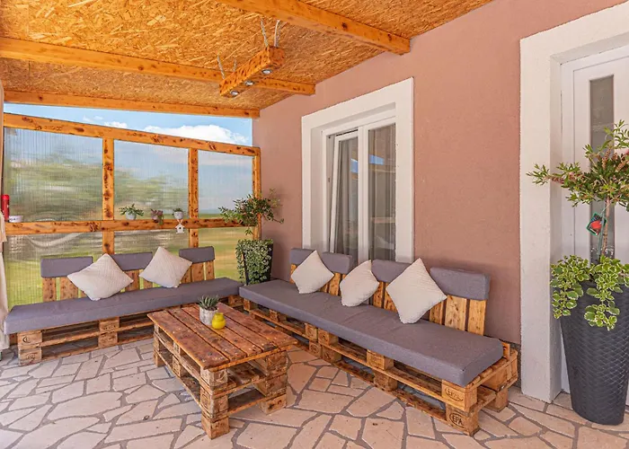 In - Miljevci Vikendica