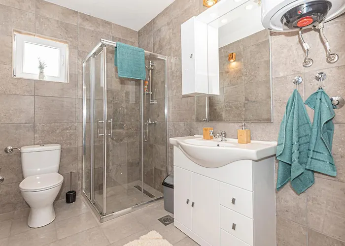 In - Miljevci Vikendica Kaocine